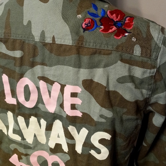 Lightweight Jacket - Picture 6 of 8